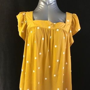 NWT Universal Thread Blouse